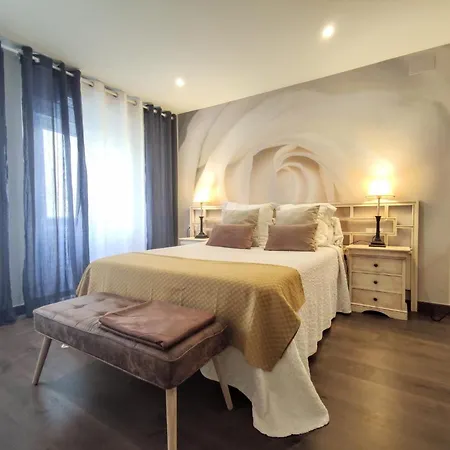 Luxury New Centre & Beach,