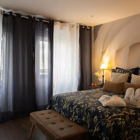Apartment Luxury New Centre & Beach, *