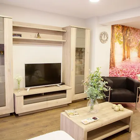 Luxury New Centre & Beach, Apartment Alicante