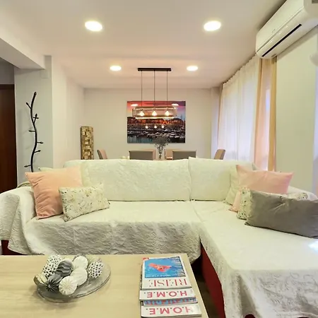 Apartment Luxury New Centre & Beach, Alicante